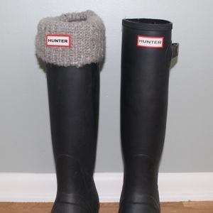 Hunter Matte Black Rain Boots w/ Socks